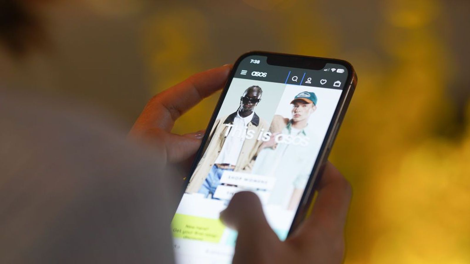 Not­endur ASOS fá til­kynningu frá meintum tölvu­þrjótum
