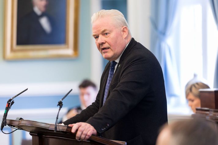 Sigurður Ingi Jóhannsson segir væntingar innviðaráðherra um innspýtingu í samgöngur að engu orðnar.