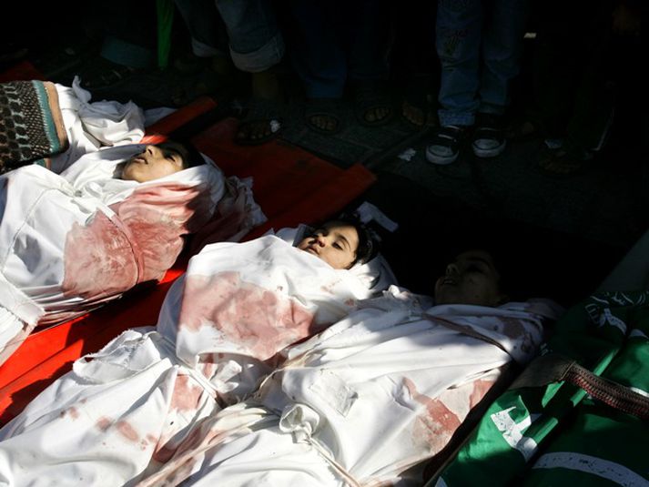 Fjöldi óbreyttra borgara hefur látið lífið í átökunum á Gaza.