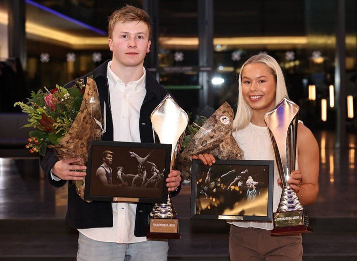 Dagur Kári Ólafsson og Hildur Maja Guðmundsdóttir, liðsfélagi hans úr Gerplu, á verðlaunaafhendingu Fimleikasamband Íslands fyrir bestu afrek ársins.