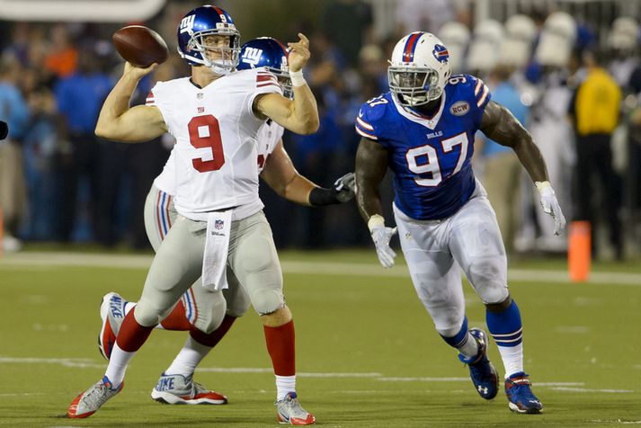 Ryan Nassib hleður í eina langa.