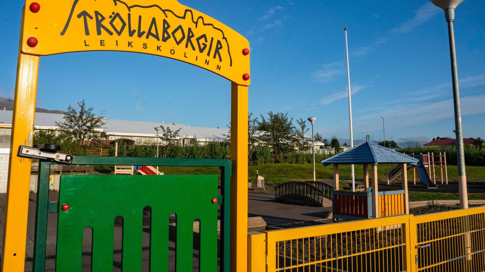 Meint kyn­ferðis­brotamál rann­sakað í tví­gang en fellt niður