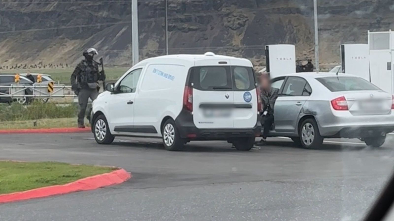 Sérsveitaraðgerðir í Hvera­gerði