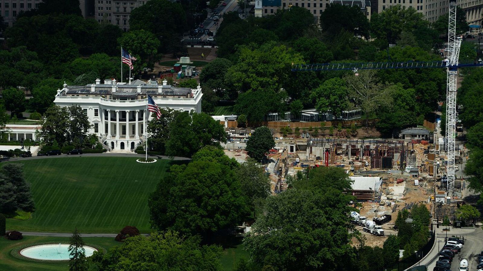 Repúblikanar fylgja Trump: Á­rásin sögð sýna nauð­syn þess að klára veislu­salinn