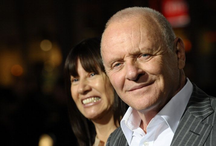 Anthony Hopkins ásamt eiginkonu sinni, Stella Arroyave, en hún dvaldi einnig hér á landi