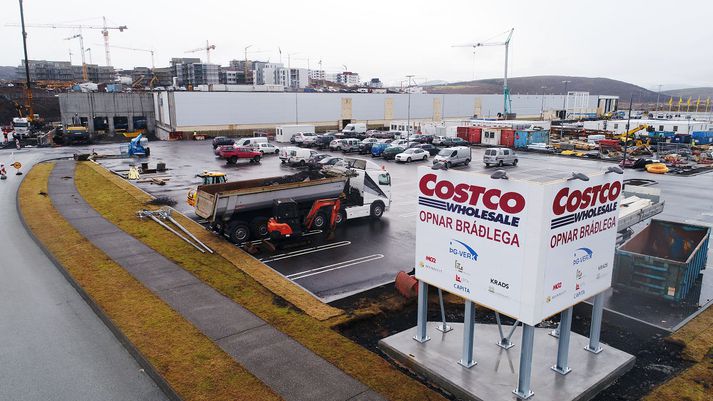 Búast má við mikilli mannmergð við Costco  á morgun en verslunin verður opnuð klukkan 9.