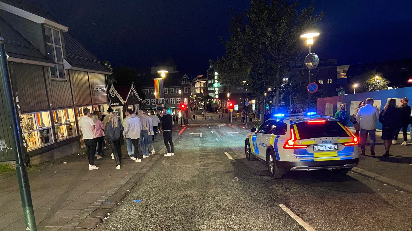 Maður stunginn í mið­bæ Reykja­víkur