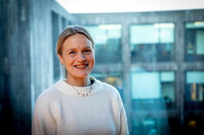 Birta Kristín Helgadóttir hjá Íslandsstofu segir Ísland geta lagt sitt af mörkum til að mæta alþjóðlegum orkuskorti og hraða sjálfbærri umbreytingu. Margar þjóðir líti til Íslands sem fyrirmynd, enda þekki þjóðin orkuskipti af eigin raun sem tókst vel.