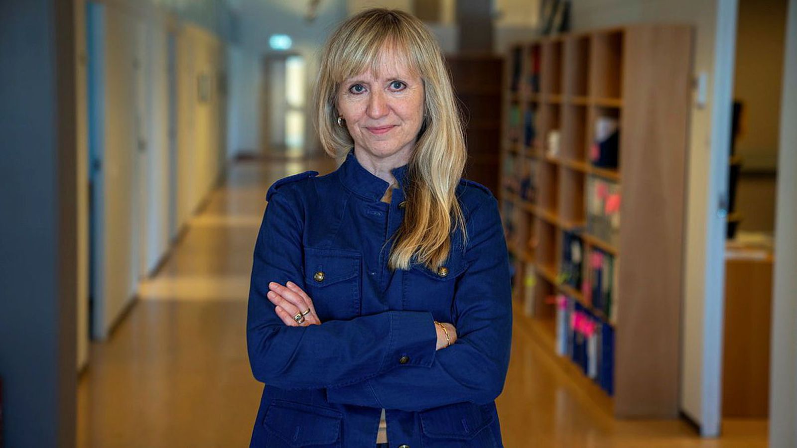 Með um­töluð sím­töl og skila­boð á sínu borði