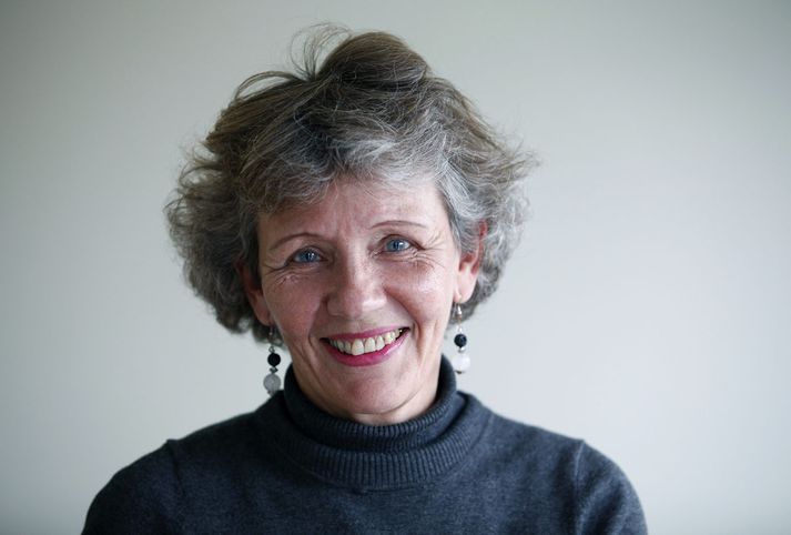 Formaður Félags framhaldsskólakennara segir menntamálaráðherra á villigötum. Hugmyndir hans um hagræðingu og breytingar í framhaldsskólunum séu slæmt innlegg í samningaviðræðurnar.