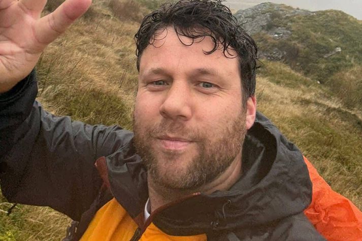 Andrew Ure fór í fjallgöngu á gamlársdag en sneri ekki heim aftur.