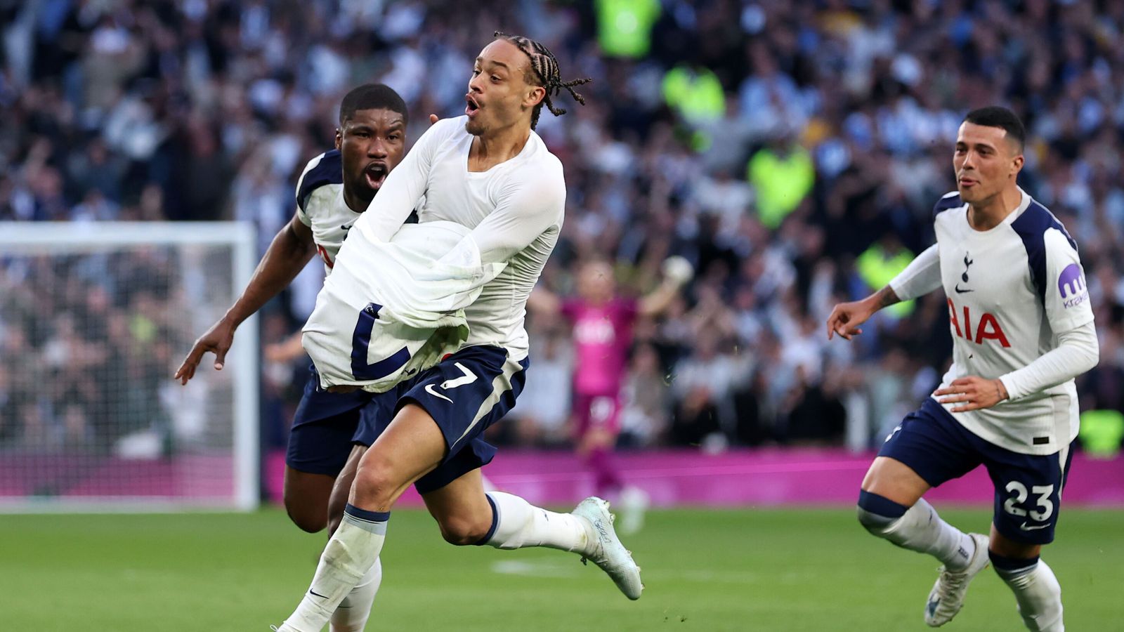 Stór­kost­legt mark Xavi Simons dugði Tottenham næstum því