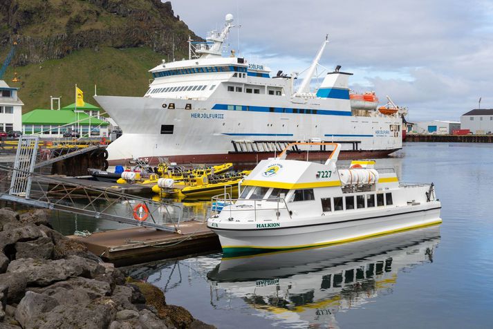 Gamli Herjólfur hefur siglt með farþega í dag.