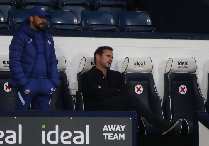 West Bromwich Albion v Chelsea - Premier League WEST BROMWICH, ENGLAND - SEPTEMBER 26: Frank Lampard, Manager of Chelsea reacts during the Premier League match between West Bromwich Albion and Chelsea at The Hawthorns on September 26, 2020 in West Bromwich, England. Sporting stadiums around the UK remain under strict restrictions due to the Coronavirus Pandemic as Government social distancing laws prohibit fans inside venues resulting in games being played behind closed doors. (Photo by Nick Potts - Pool/Getty Images)