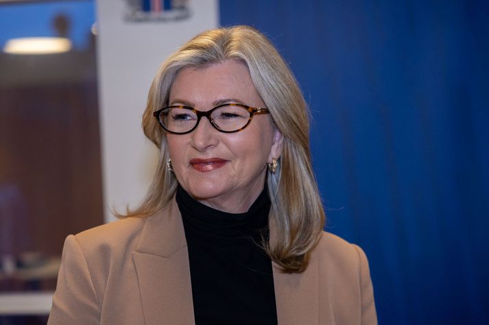 Alma Möller heilbrigðisráðherra skrifaði undir nýjan langtímasamning við Ljósið í dag.