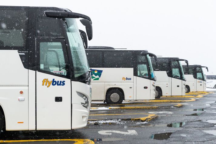 Fyrirtækið FlyBus er innan Kynnisferða.