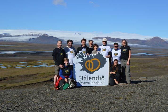 "Við finnum fyrir sífellt auknum áhuga á alþjóðavísu á því að vernda hálendi Íslands. Bæði vegna þess að Íslands er vinsælt ferðamannaland og að fólk sem kemur hingað nær að tengist hálendinu sterkum böndum.“