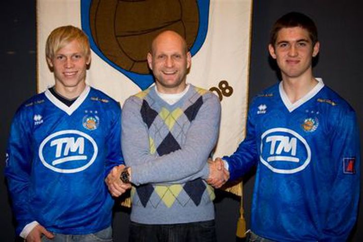 Björn Orri, lengst til vinstri, eftir að hann samdi við Fram árið 2008.