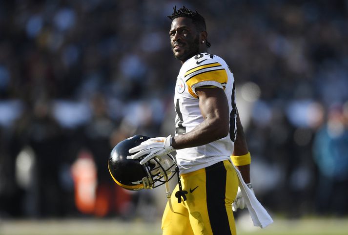 Antonio Brown er tilfinningaríkur inni á vellinum.