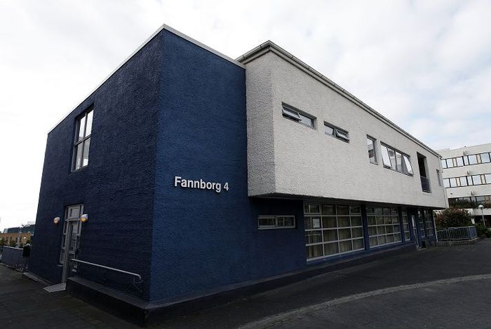 Bæjarráðið var óánægt með starfslokasamninga hjá Félagsþjónustunni og samþykkti úttekt á starfsumhverfinu þar. Fulltrúar starfmanna kváðust á móti því og úttektin var slegin af. Fréttablaðið/stefán