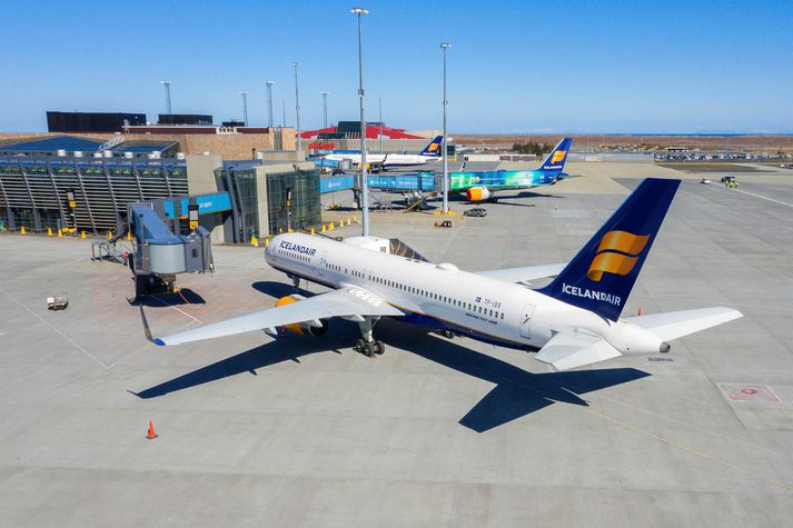 Flugvélar Icelandair við Leifsstöð