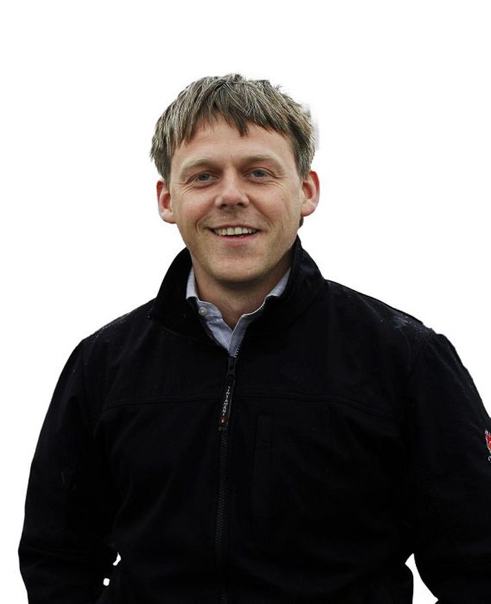 Hjalti Þór Vignisson bæjarstjóri á Hornafirði segir málin hafa verið slitin úr samhengi í fréttaflutningi af margfaldri umframeyðslu vegna sjónvarpsþátta.Fréttablaðið/Anton