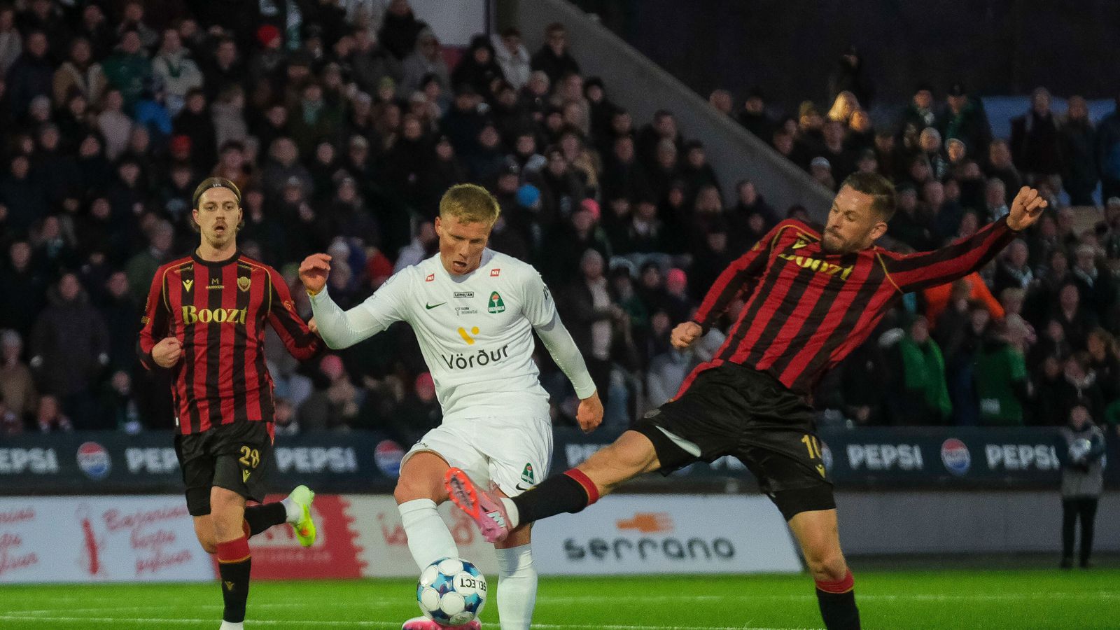 Uppgjörið:Víkingur Reykja­vík - Breiða­blik 1-1| Besta deildin opnar með stór­meistara­jafn­tefli