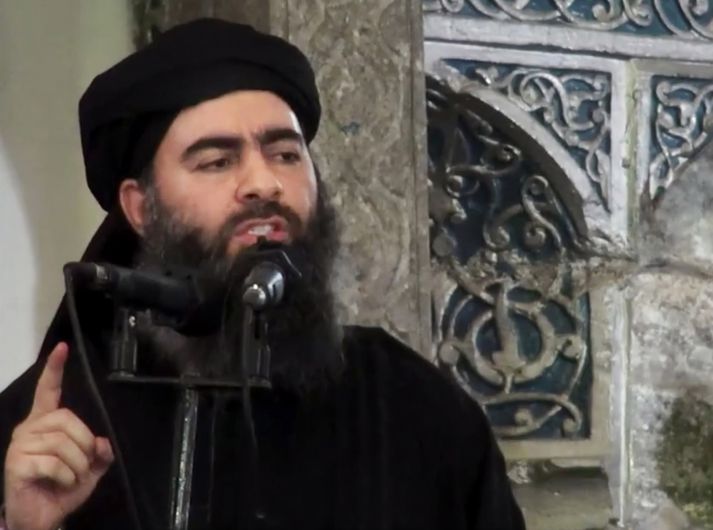 Abu Bakr al-Baghdadi hefur aðeins einu sinni komið opinberlega fram. Það var þegar hann lýsti yfir stonfun Kalífadæmis ISIS í Mosul 2014.