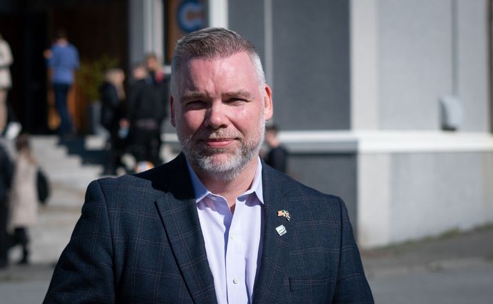 Guðmundur óttast að hærri veiðgjöld hafi slæm áhrif á efnahagslega uppbyggingu á Vestfjörðum. 