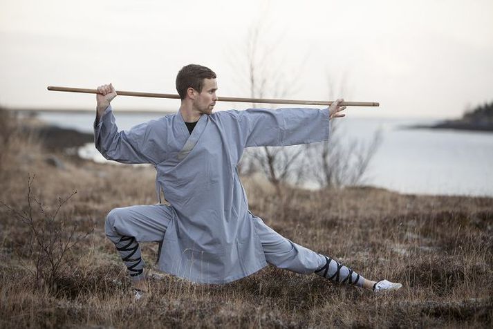 hefur meðal annars lagt stund á Shaolin Kung Fu.