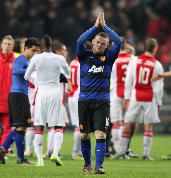 Hálsbólga kemur í veg fyrir að Rooney leiki með Englandi á miðvikudaginn.