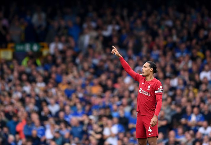 Virgil van Dijk og félagar hans í Liverpool mæta til leiks í Meistaradeild Evrópu í kvöld.