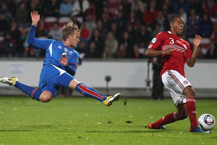 Birkir Bjarnason skorar fyrir Ísland í úrslitakeppni U-21 sumarið 2011 en rúmum mánuði síðar var íslenska A-landsliðið 36 sætum á eftir Moldvóu á FIFA-listanum. Þessi kynslóð 21 árs landsliðsins átti heldur eftir að breyta því.