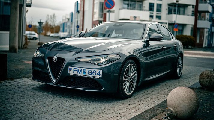 Alfa Romeo Giulia er ítölsk glæsikerra sem flesta dreymir um.