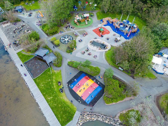 Slysið átti sér stað í rennibraut við kastala í Fjölskyldu- og húsdýragarðinum í Laugardal.