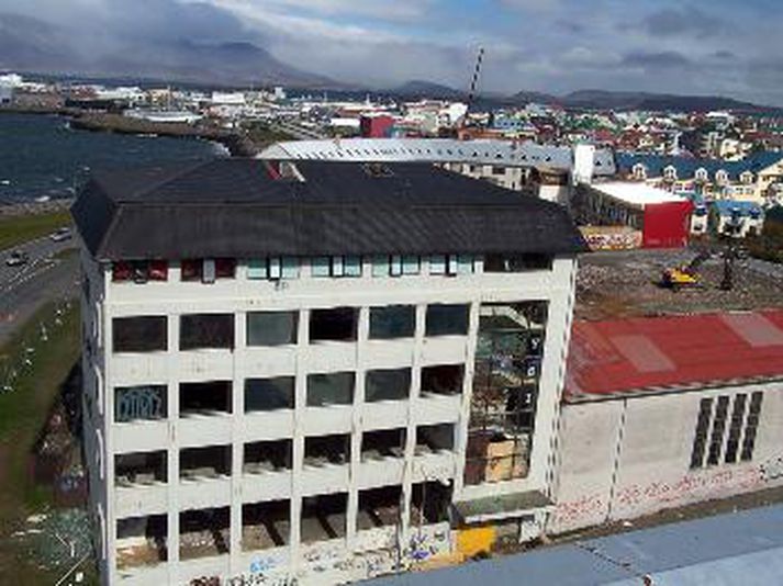 Lýsisverksmiðjan var meðal húsa sem rifin voru á árinu.