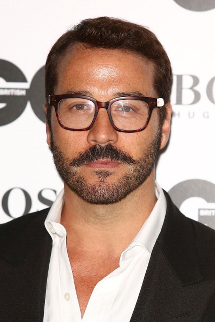Jeremy Piven leikur umboðsmanninn harðsvíraða, Ari Gold, í Entourage