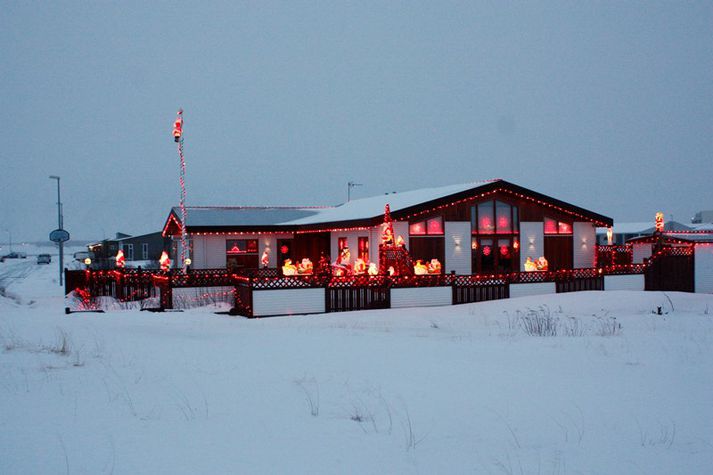 Eitt af jólahúsunum í Árborg, húsið við Urðarmóa 15 á Selfossi, sem er glæsilega skreytt eins og sjá má.