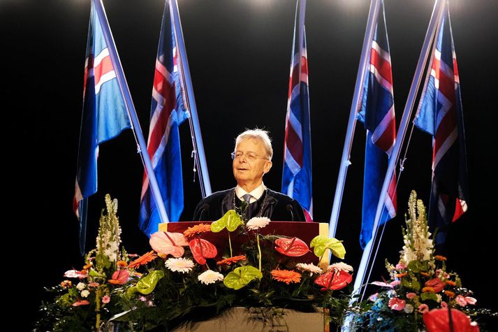 Jón Atli Benediktsson rektor HÍ ávarpaði útskriftarefni.
