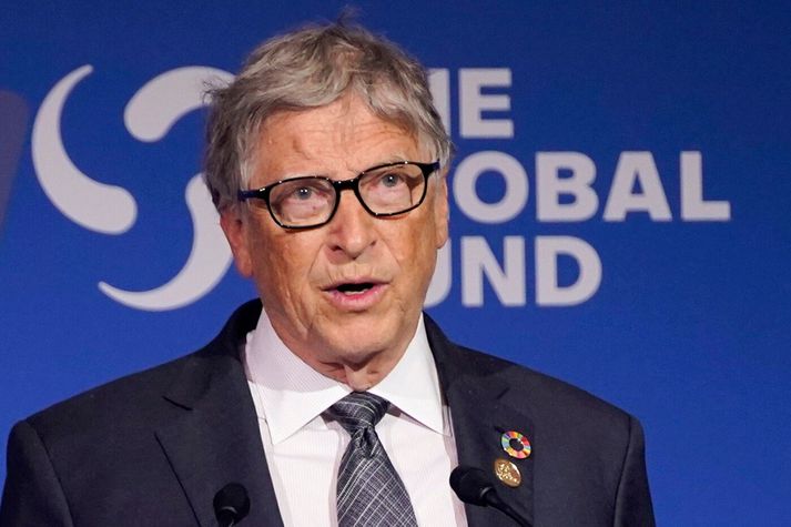 Bill Gates segist hafa snætt nokkrum sinnum með Jeffrey Epstein og að markmiðið hafi verið að afla peninga til góðgerðarmála.
