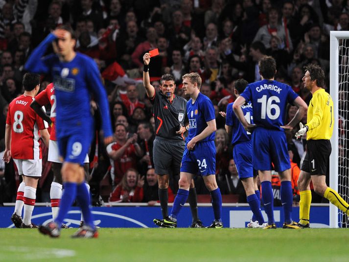 Darren Fletcher fékk rautt sjald á móti Arsenal í Meistaradeildinni 2009.