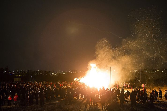 Frá þrettándabrennunni í Grafarvogi á síðasta ári.