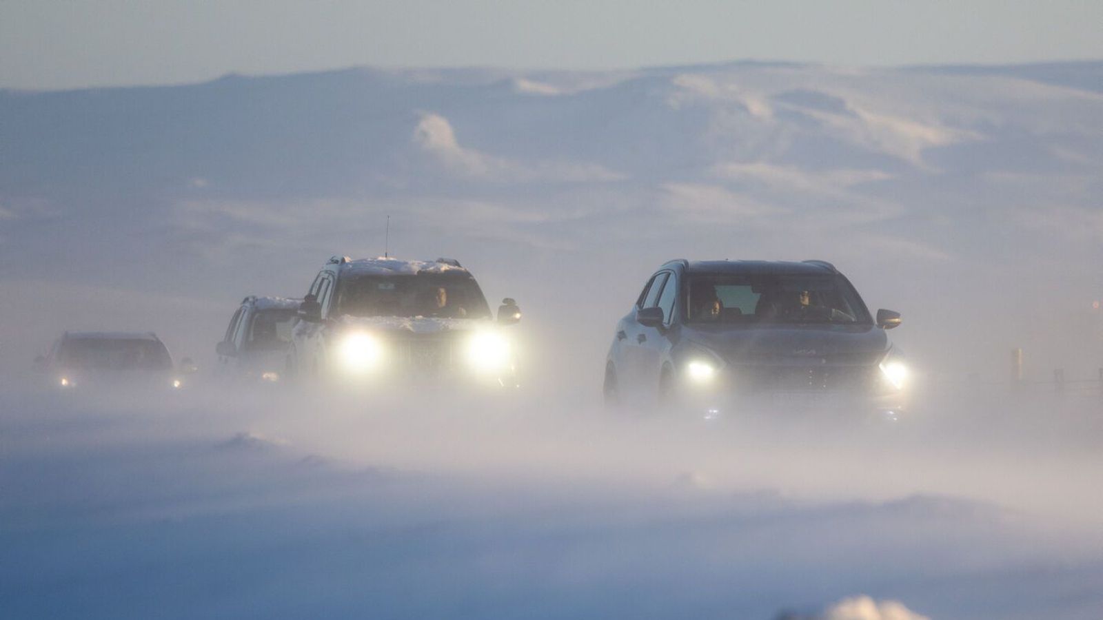 Gular veðurviðvaranir fram­undan