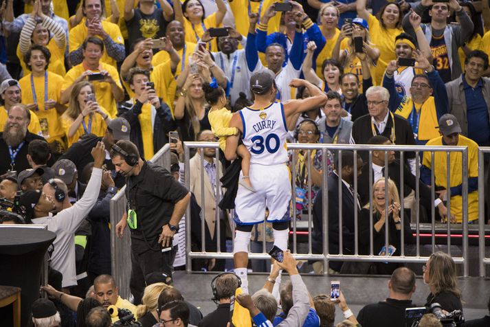 Það er gaman að vera stuðningsmaður  Golden State Warriors í dag.