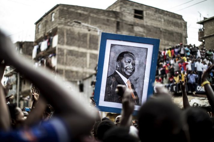 Nokkuð hefur verið um óeirðir í landinu eftir að niðurstöður kosnignanna lágu fyrir.