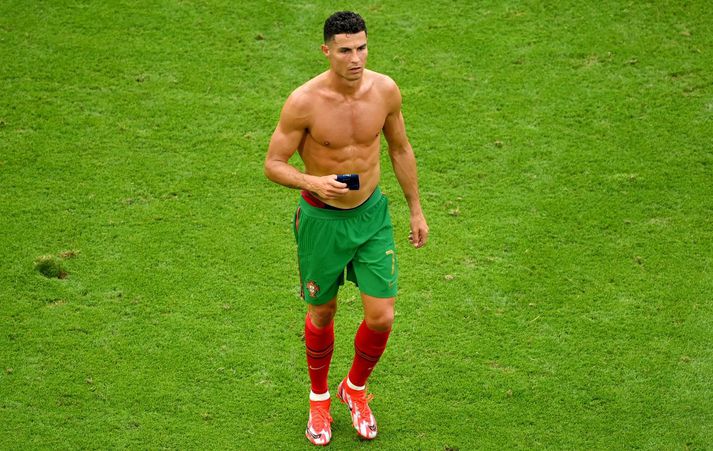 Cristiano Ronaldo fékk nóg af því að lesa sögusagnir um sig í erlendum miðlum.