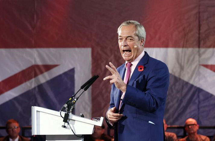 Nigel Farage, leiðtogi Umbótaflokksins sem hefur farið með himinskautum í skoðanakönnunum undanfarna mánuði. Flokkrinn byrjaði nýverið að taka við rafmyntaframlögum.
