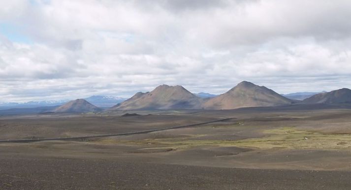 Eitt af verkefnum Vegagerðarinnar samkvæmt samgönguáætlun 2020-2034 er að móta stefnu um hönnun vega á hálendi Íslands í samræmi við áherslur í landsskipulagsstefnu.