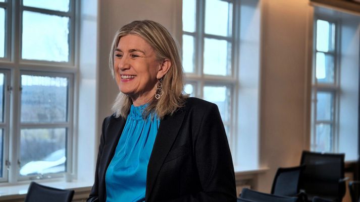 Hanna Katrín ætlar að grilla kótilettur til styrktar krabbameinssjúkra barna. 