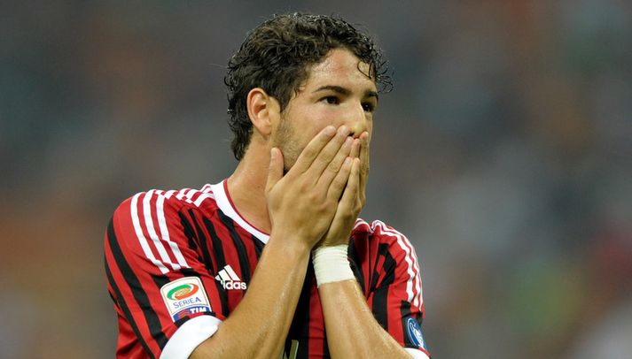 Pato í leik með AC Milan.